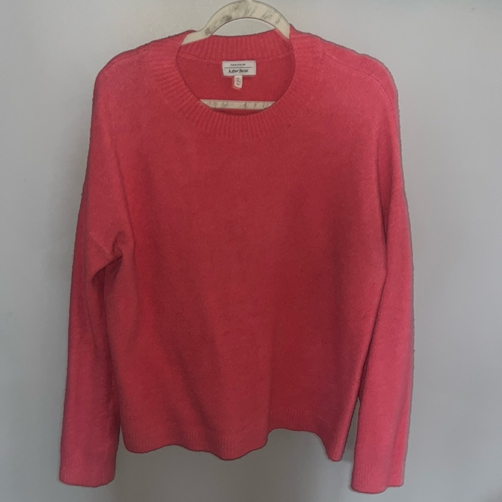 Very nice, pink sweater from & other stories, size L